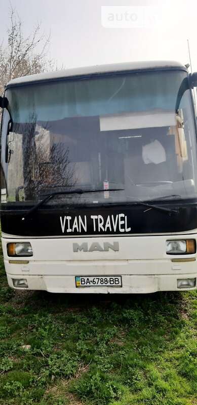 Туристический / Междугородний автобус MAN 10.180 1994 в Александрие