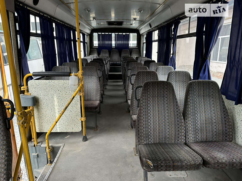 Приміський автобус MAN 10.180 1999 в Львові фото 7 Приміський автобус MAN 10.180 1999 в Львові