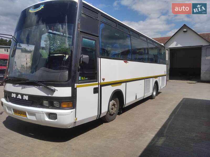 Туристический / Междугородний автобус MAN 10.180 1996 в Новояворовске