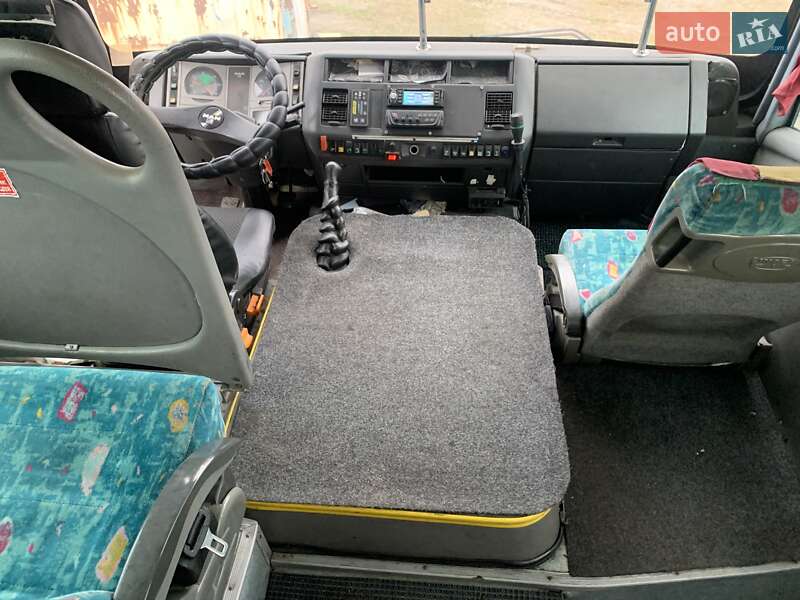 Туристичний / Міжміський автобус MAN 10.220 2002 в Кременчуці