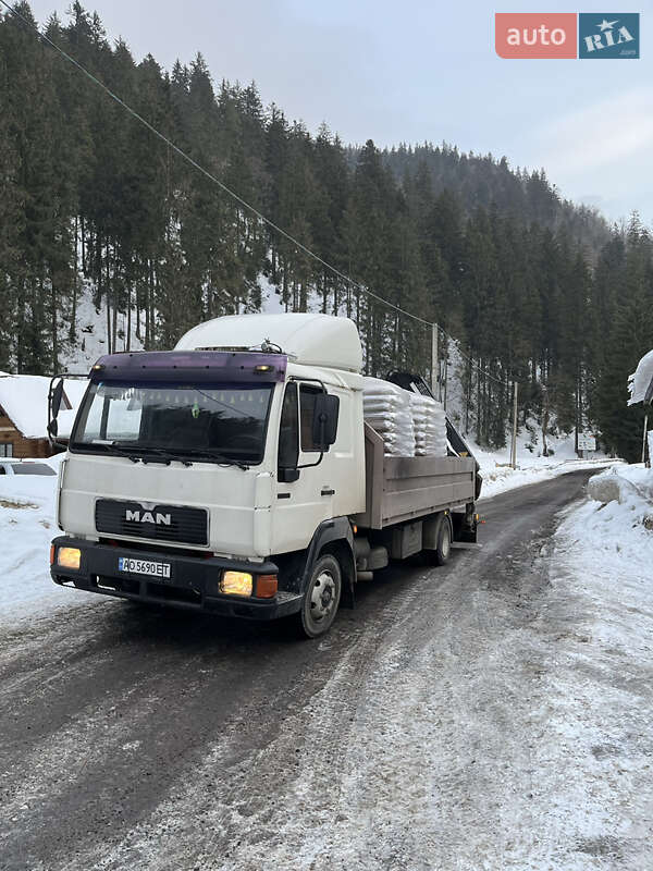 Кран-манипулятор MAN 10.223 2002 в Черновцах