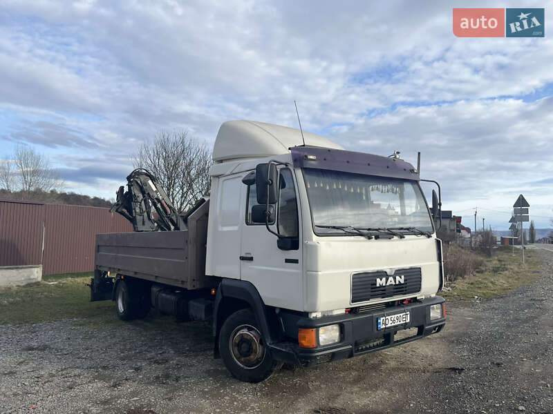 Кран-манипулятор MAN 10.223 2002 в Черновцах