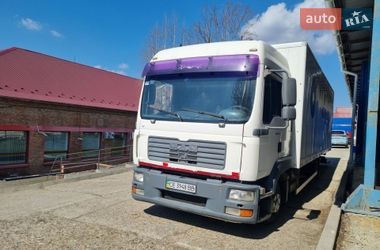 Вантажний фургон MAN 10.225 2006 в Чернівцях