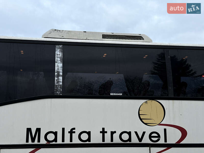 Туристический / Междугородний автобус MAN 11.220 2000 в Теребовле