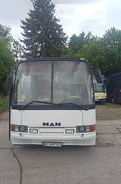 Пригородный автобус MAN 11.230 1995 в Львове