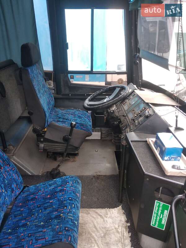Другие автобусы MAN 11.230 1995 в Запорожье