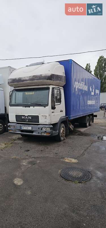 Грузовой фургон MAN 12.163 2003 в Сумах