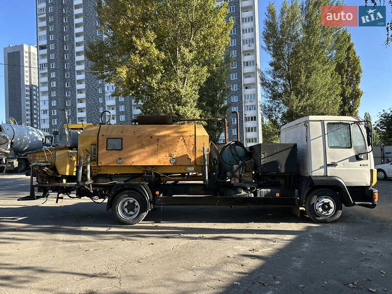 Бетононасос MAN 12.163 1995 в Киеве