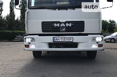 Грузовой фургон MAN 12.180 2001 в Покровске