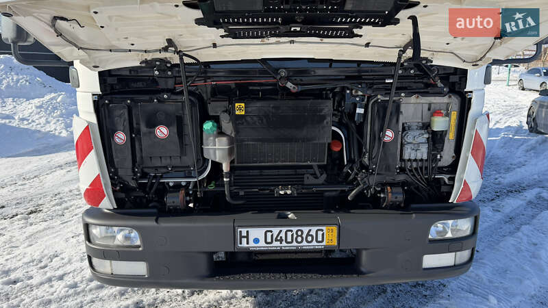 Автовышка MAN 12.192 2009 в Луцке