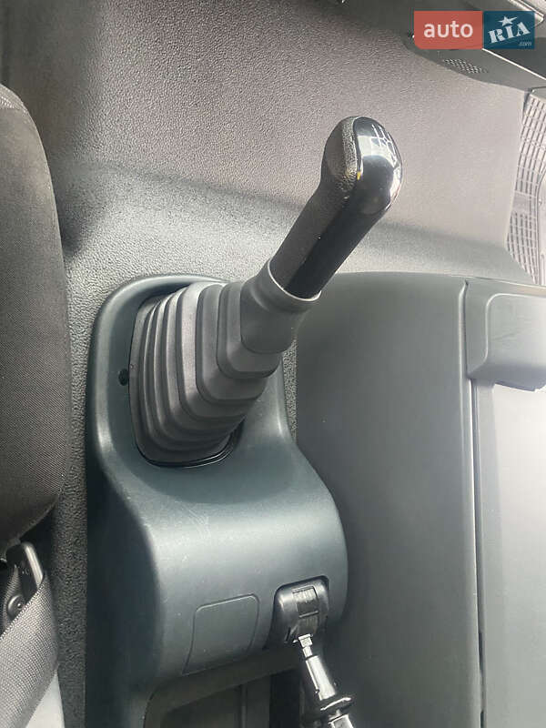 Вантажний фургон MAN 12.220 2013 в Бучачі фото 26 Вантажний фургон MAN 12.220 2013 в Бучачі