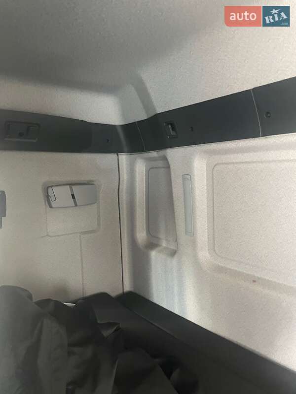 Тентований MAN 12.220 2013 в Івано-Франківську