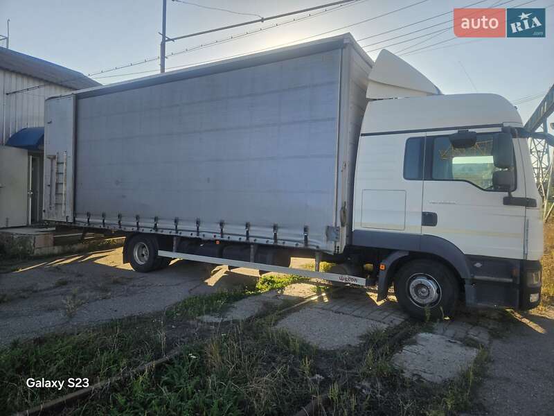 Тентований MAN 12.220 2011 в Харкові фото 5 Тентований MAN 12.220 2011 в Харкові