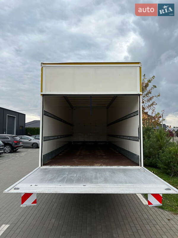 Вантажний фургон MAN 12.220 2011 в Луцьку