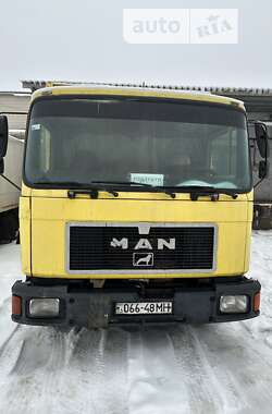 Вантажний фургон MAN 14.272 1995 в Чернігові