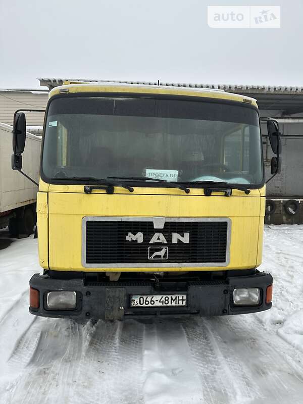 Грузовой фургон MAN 14.272 1995 в Чернигове