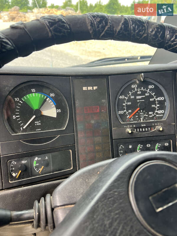 Тентованый MAN 18.220 2003 в Львове