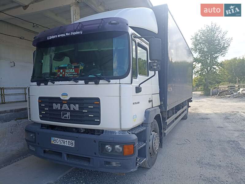 Грузовой фургон MAN 18.220 2004 в Тернополе