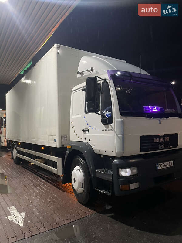 Грузовой фургон MAN 18.220 2003 в Тернополе