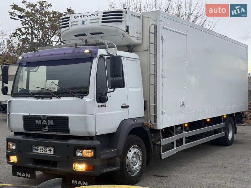 Рефрижератор MAN 18.222 2000 в Днепре