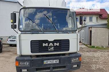 Вантажний фургон MAN 18.224 1999 в Львові