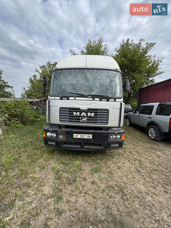 Грузовой фургон MAN 18.224 2000 в Ивано-Франковске