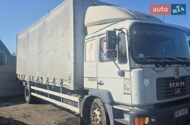 Вантажний фургон MAN 18.224 2000 в Вінниці