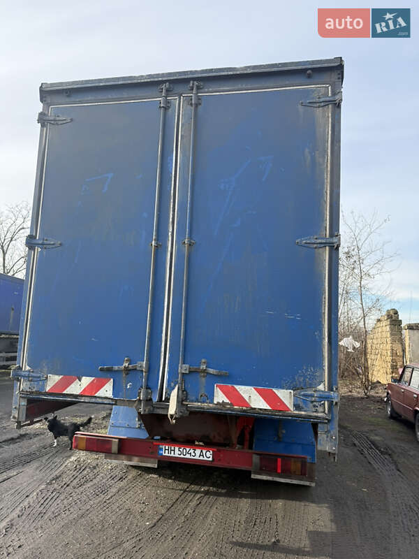 Тентований MAN 18.225 2002 в Ізмаїлі