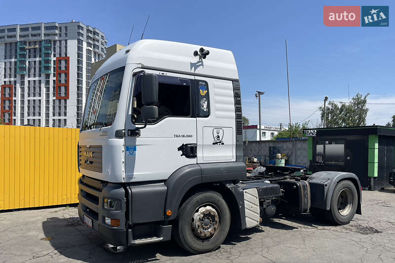 Тягач MAN 18.390 2005 в Петропавловской Борщаговке