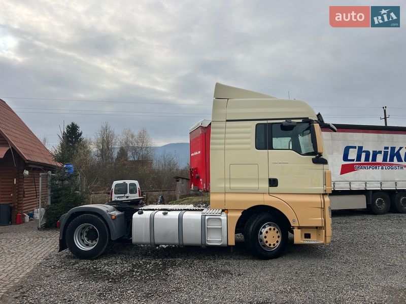 Тягач MAN 18.403 2013 в Хусте