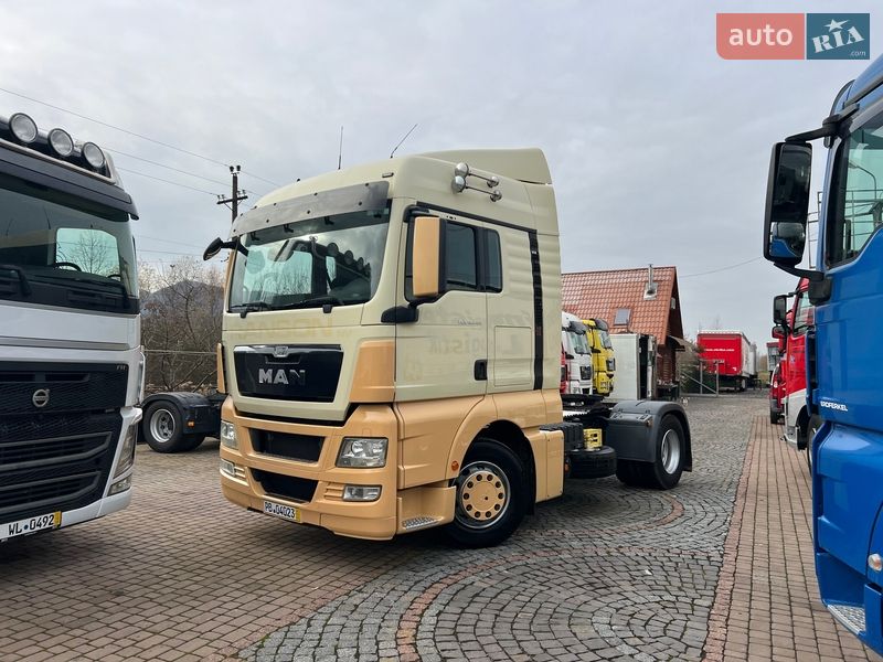 Тягач MAN 18.403 2013 в Хусте