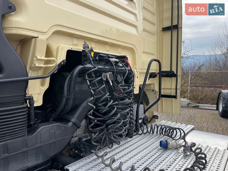 Тягач MAN 18.403 2013 в Хусте