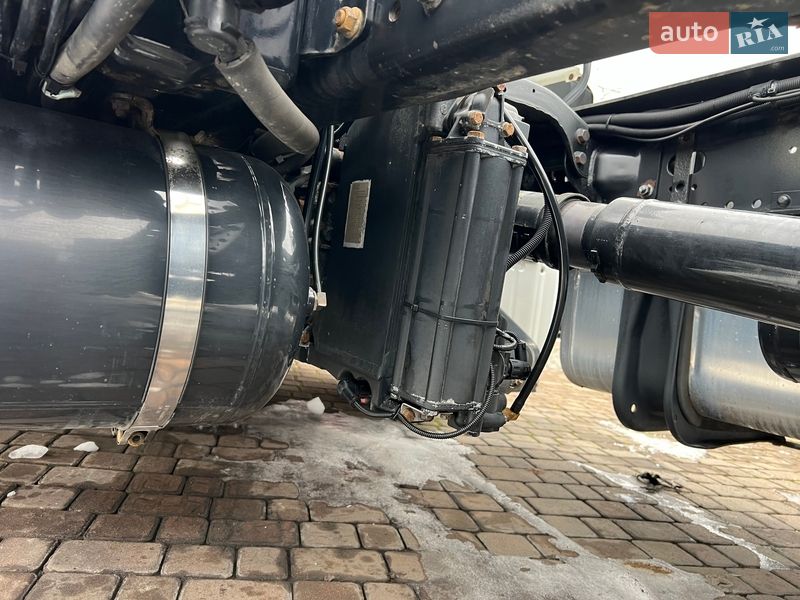 Тягач MAN 18.403 2008 в Хусті