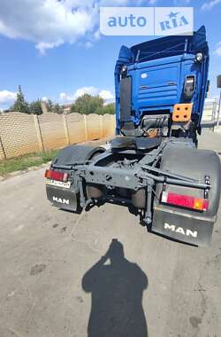 Тягач MAN 18.410 2000 в 