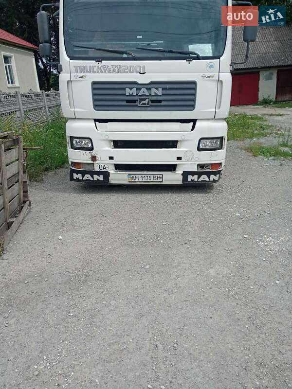 Тягач MAN 18.410 2004 в 