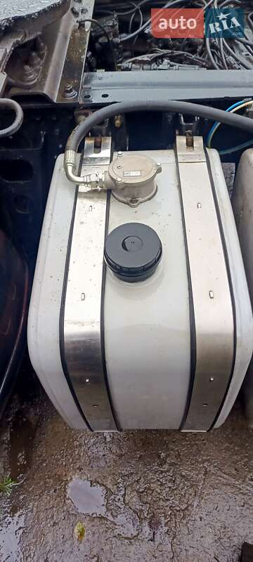 Тягач MAN 18.410 2003 в Лысянке