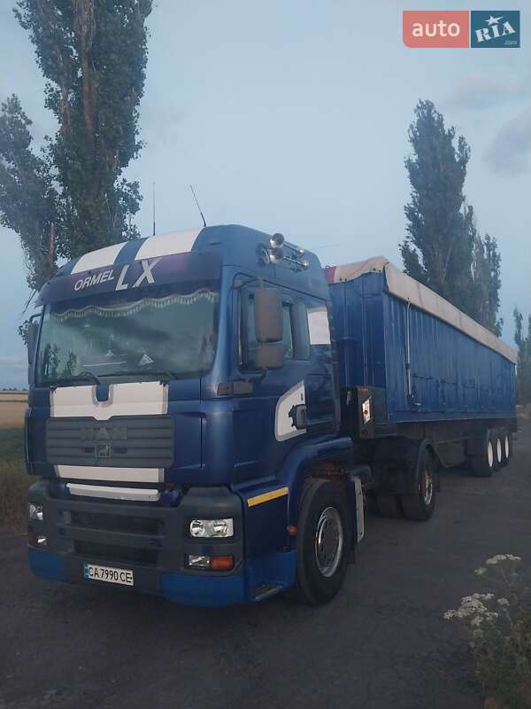 Тягач MAN 18.413 2002 в Новоархангельську