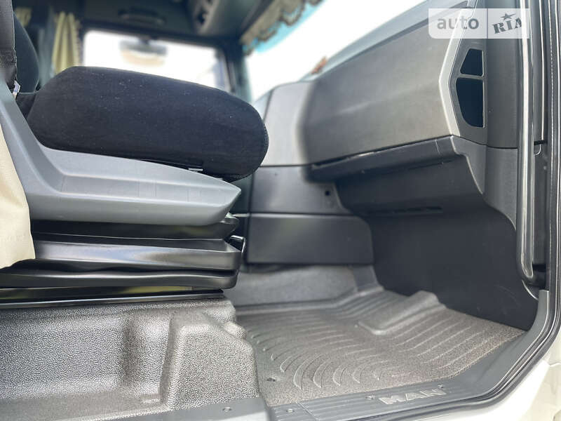 Тягач MAN 18.440 2013 в Ровно