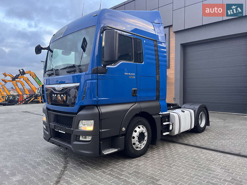 Тягач MAN 18.440 2015 в Ровно фото 5 Тягач MAN 18.440 2015 в Ровно