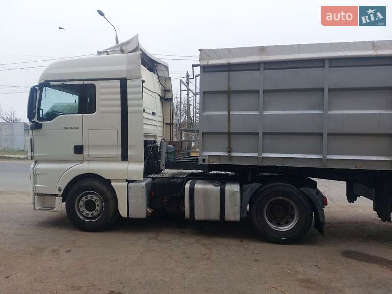 Тягач MAN 18.440 2008 в 