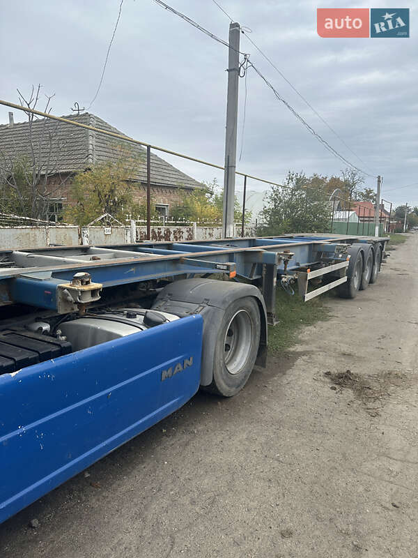 Контейнеровоз MAN 18.440 2006 в Ізмаїлі