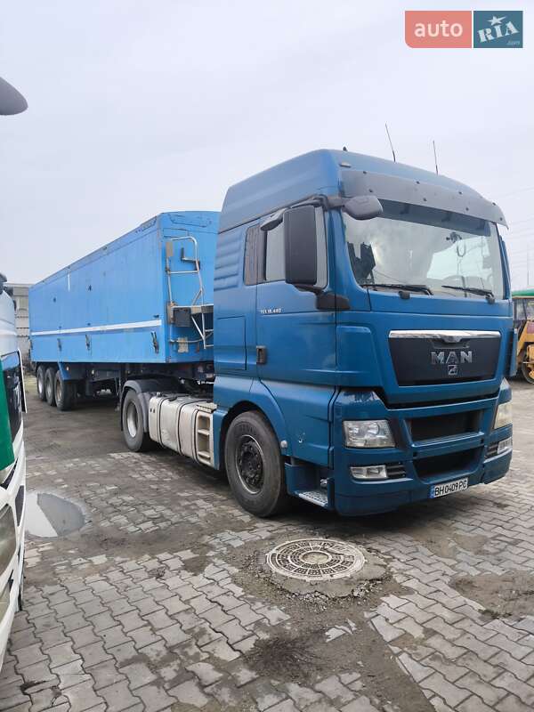 Самосвал MAN 18.440 2009 в Одессе