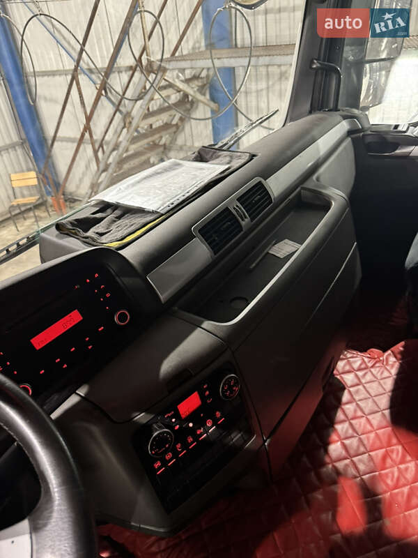 Зерновоз MAN 18.440 2011 в Измаиле