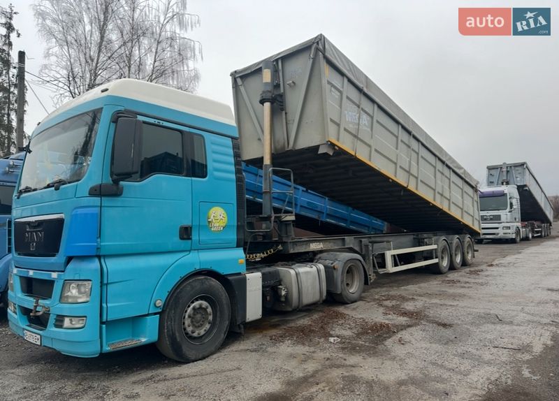 Самосвал MAN 18.440 2011 в Виннице