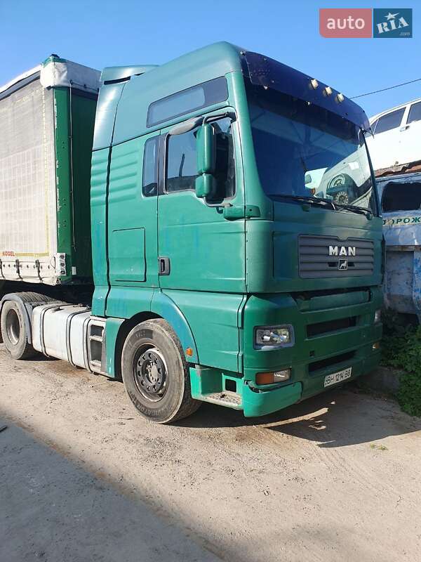 Тягач MAN 18.463 2002 в Полтаве