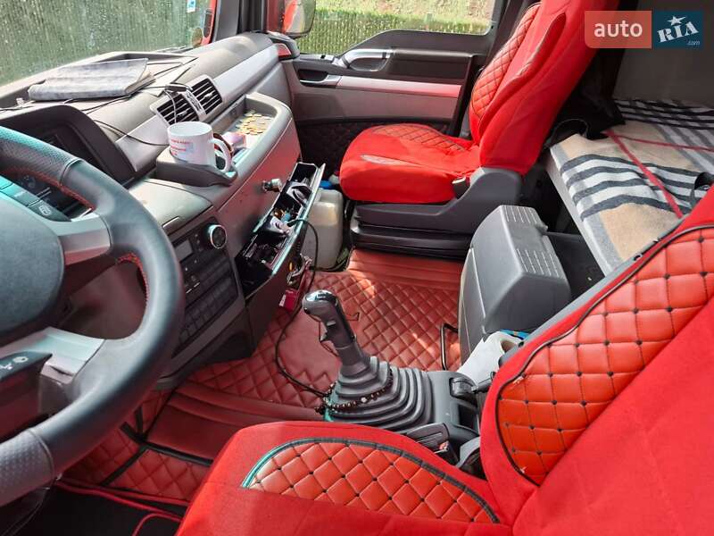 Тягач MAN 18.480 2011 в Одессе