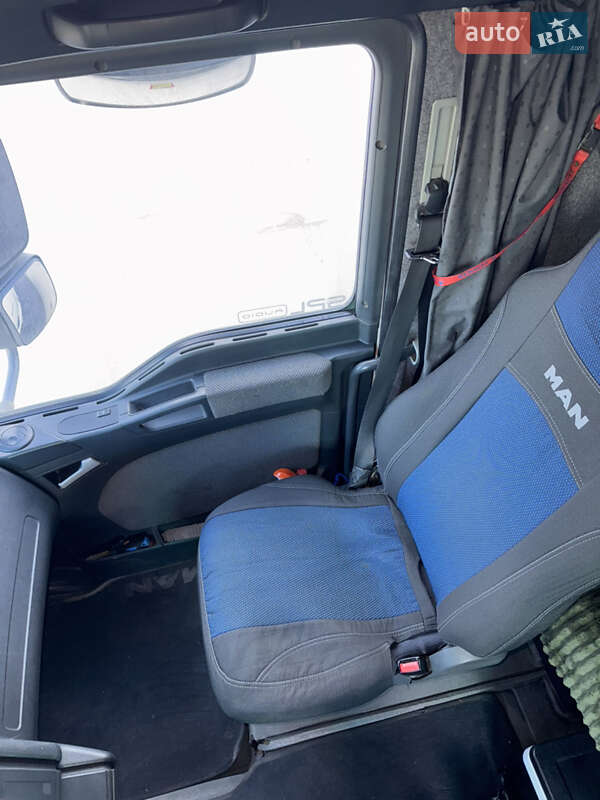 Тягач MAN 18.480 2007 в Одессе