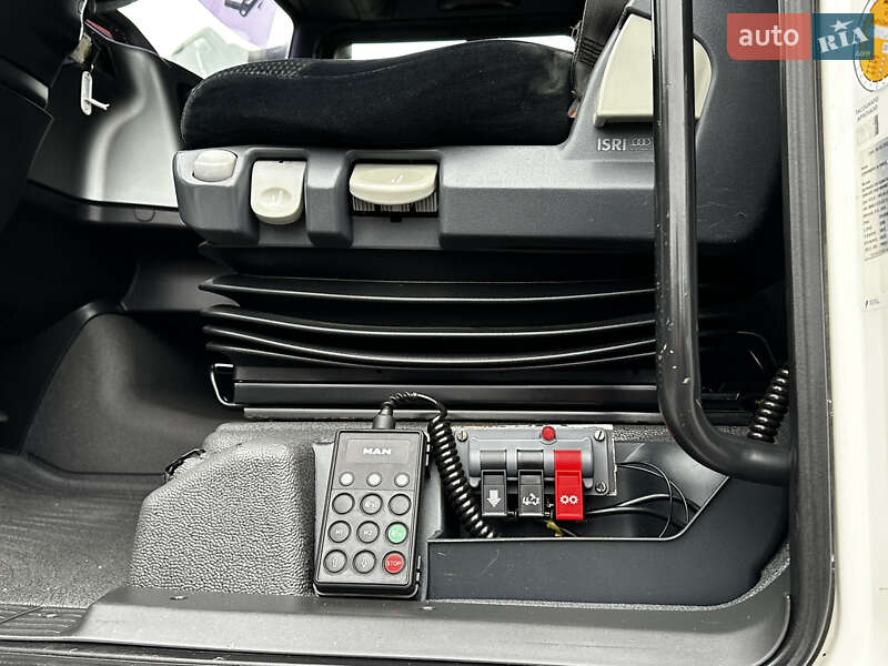 Тягач MAN 18.480 2013 в Умані