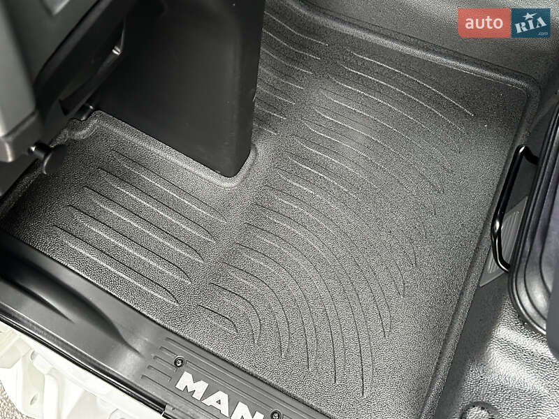 Тягач MAN 18.480 2013 в Умані