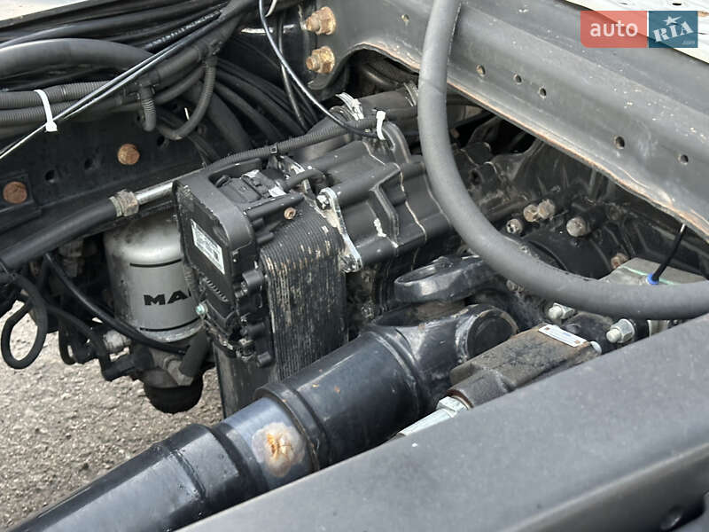 Тягач MAN 18.480 2012 в Умані